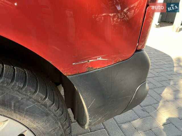 Красный Пежо Partner, объемом двигателя 0 л и пробегом 135 тыс. км за 7900 $, фото 13 на Automoto.ua