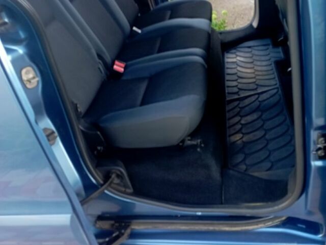 Пежо Partner, объемом двигателя 1.6 л и пробегом 258 тыс. км за 6000 $, фото 3 на Automoto.ua