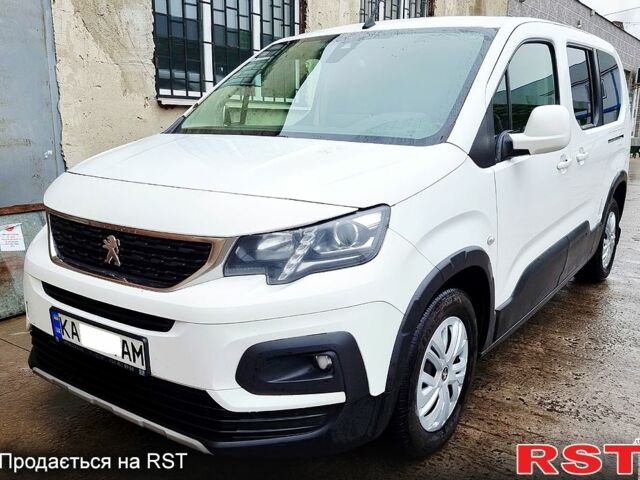 Пежо Partner, объемом двигателя 1.6 л и пробегом 170 тыс. км за 16000 $, фото 10 на Automoto.ua