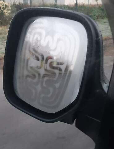 Пежо Partner, объемом двигателя 1.6 л и пробегом 300 тыс. км за 3200 $, фото 2 на Automoto.ua