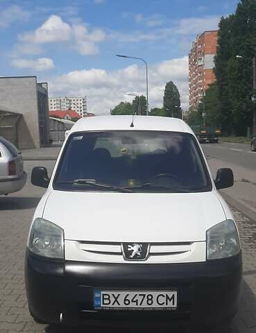 Пежо Partner, объемом двигателя 1.6 л и пробегом 300 тыс. км за 3200 $, фото 11 на Automoto.ua