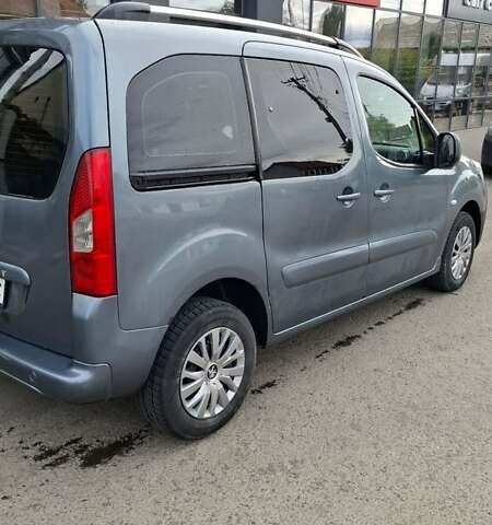 Пежо Partner, объемом двигателя 1.6 л и пробегом 256 тыс. км за 6200 $, фото 3 на Automoto.ua