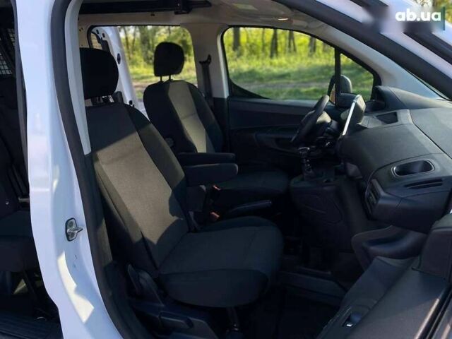 Пежо Partner, объемом двигателя 1.5 л и пробегом 63 тыс. км за 23490 $, фото 19 на Automoto.ua