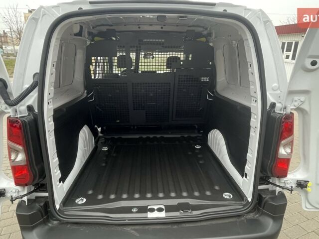 купити нове авто Пежо Partner 2025 року від офіційного дилера ТОВ «Альфа Авангард» Пежо фото