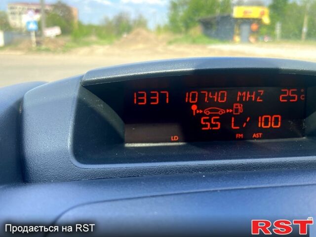 Серый Пежо Partner, объемом двигателя 1.6 л и пробегом 261 тыс. км за 7500 $, фото 11 на Automoto.ua