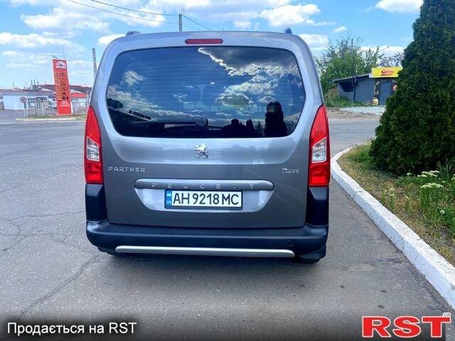 Серый Пежо Partner, объемом двигателя 1.6 л и пробегом 261 тыс. км за 7500 $, фото 5 на Automoto.ua
