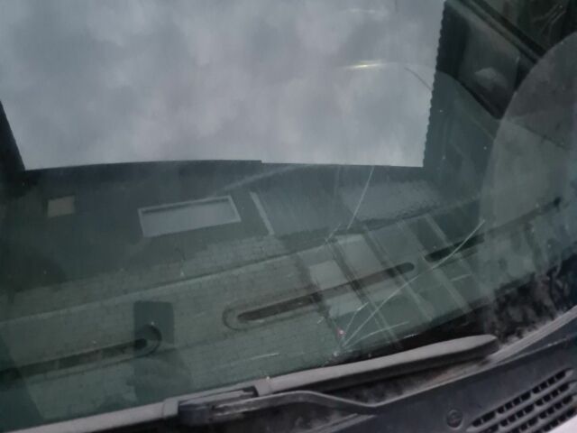 Серый Пежо Partner, объемом двигателя 2 л и пробегом 450 тыс. км за 1200 $, фото 2 на Automoto.ua