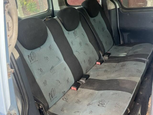 Серый Пежо Partner, объемом двигателя 2 л и пробегом 220 тыс. км за 1657 $, фото 3 на Automoto.ua