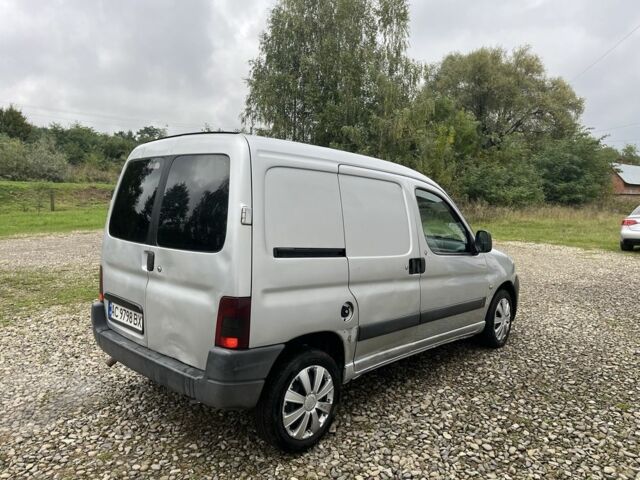 Серый Пежо Partner, объемом двигателя 1.9 л и пробегом 265 тыс. км за 2350 $, фото 3 на Automoto.ua