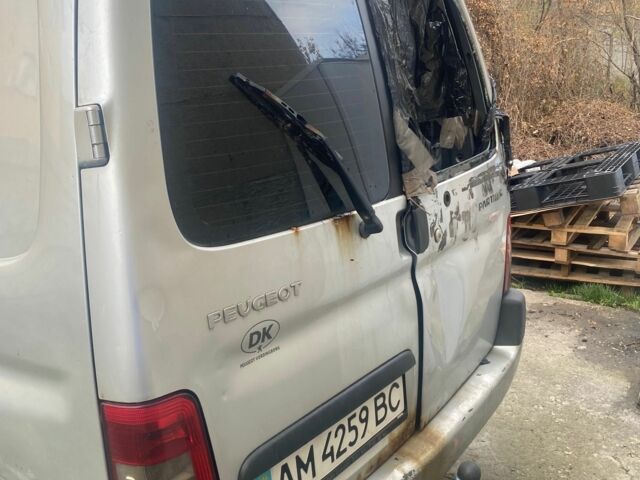 Сірий Пежо Partner, об'ємом двигуна 1.9 л та пробігом 150 тис. км за 1200 $, фото 6 на Automoto.ua