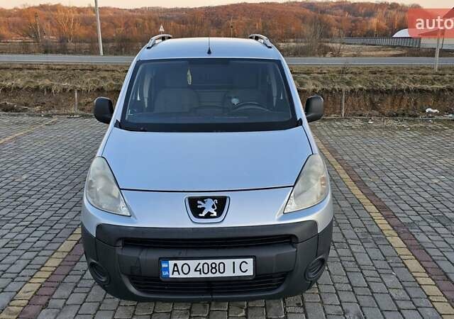 Серый Пежо Partner, объемом двигателя 1.56 л и пробегом 278 тыс. км за 4700 $, фото 1 на Automoto.ua