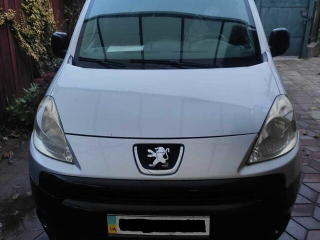 Сірий Пежо Partner, об'ємом двигуна 1.6 л та пробігом 310 тис. км за 4998 $, фото 1 на Automoto.ua