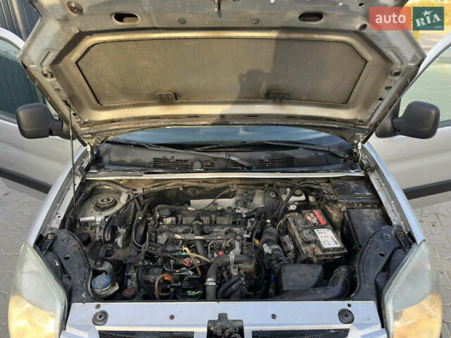 Сірий Пежо Partner, об'ємом двигуна 2 л та пробігом 380 тис. км за 2999 $, фото 20 на Automoto.ua