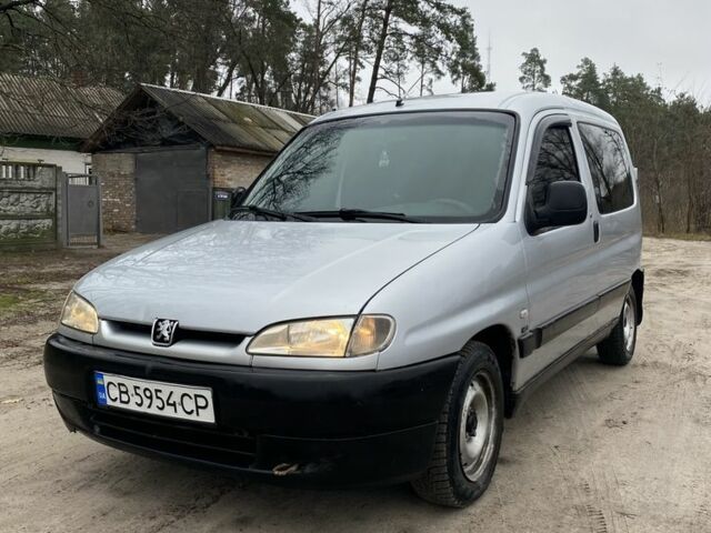 Сірий Пежо Partner, об'ємом двигуна 2 л та пробігом 330 тис. км за 2500 $, фото 1 на Automoto.ua