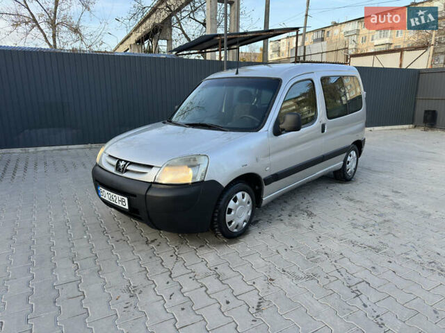 Сірий Пежо Partner, об'ємом двигуна 2 л та пробігом 380 тис. км за 2999 $, фото 1 на Automoto.ua