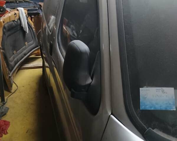 Сірий Пежо Partner, об'ємом двигуна 0 л та пробігом 300 тис. км за 1500 $, фото 2 на Automoto.ua