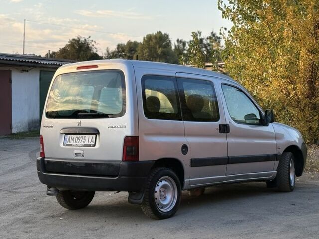 Сірий Пежо Partner, об'ємом двигуна 2 л та пробігом 224 тис. км за 4600 $, фото 5 на Automoto.ua