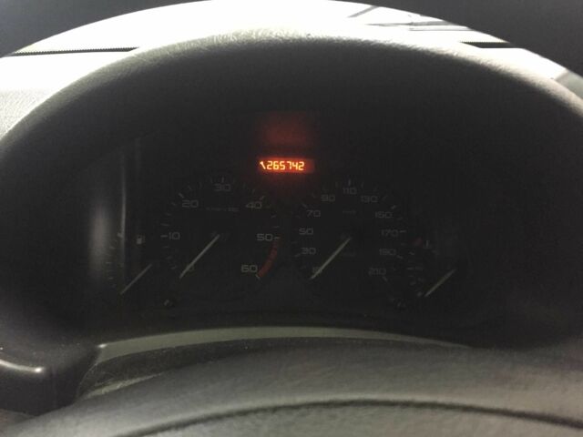 Серый Пежо Partner, объемом двигателя 1.9 л и пробегом 265 тыс. км за 3500 $, фото 18 на Automoto.ua