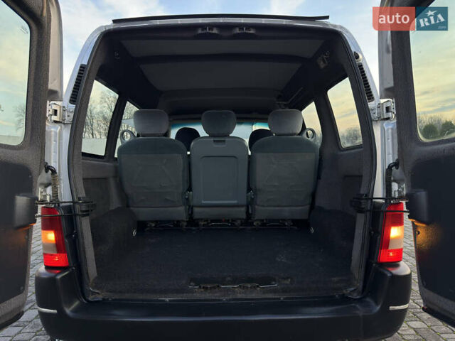 Серый Пежо Partner, объемом двигателя 1.6 л и пробегом 211 тыс. км за 3850 $, фото 38 на Automoto.ua