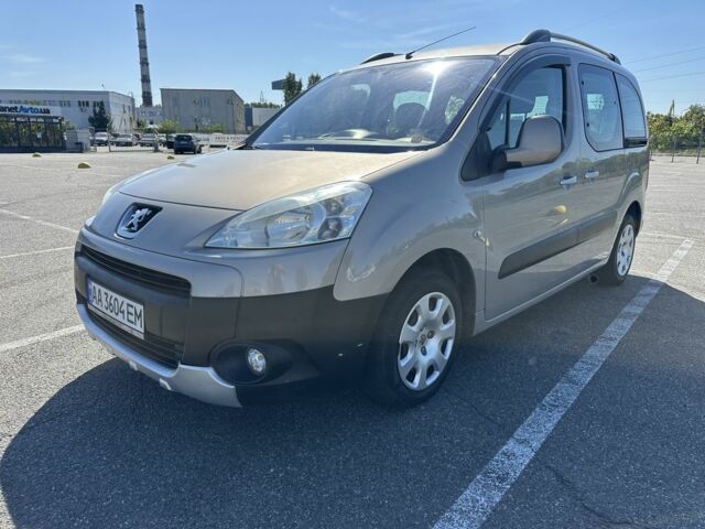 Серый Пежо Partner, объемом двигателя 1.6 л и пробегом 260 тыс. км за 7000 $, фото 1 на Automoto.ua