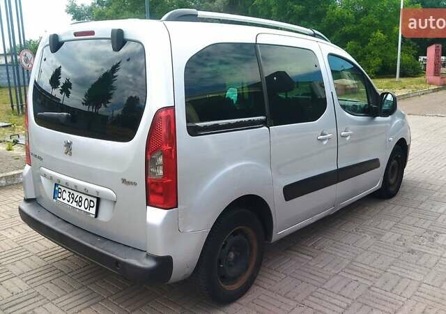 Серый Пежо Partner, объемом двигателя 1.56 л и пробегом 221 тыс. км за 6777 $, фото 9 на Automoto.ua