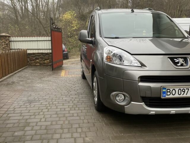 Сірий Пежо Partner, об'ємом двигуна 1.6 л та пробігом 290 тис. км за 6500 $, фото 7 на Automoto.ua