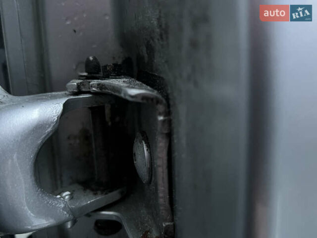 Серый Пежо Partner, объемом двигателя 1.6 л и пробегом 228 тыс. км за 8350 $, фото 94 на Automoto.ua