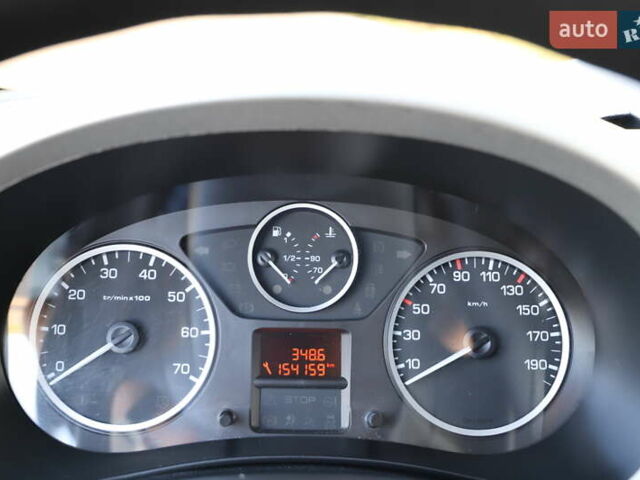 Серый Пежо Partner, объемом двигателя 1.6 л и пробегом 163 тыс. км за 8450 $, фото 96 на Automoto.ua