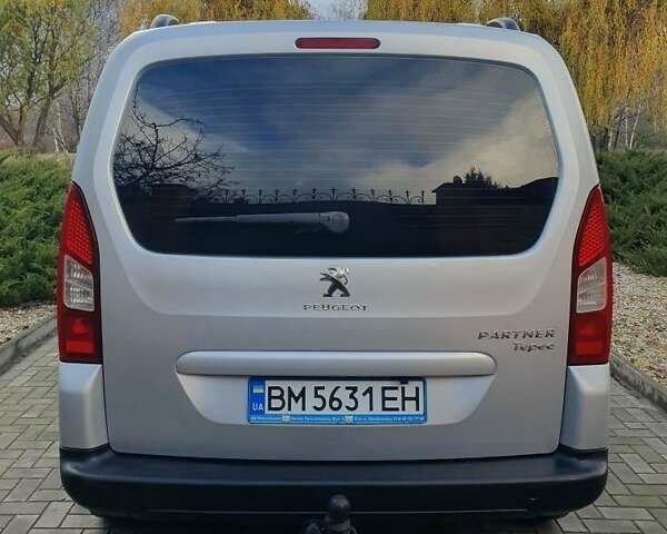 Серый Пежо Partner, объемом двигателя 1.6 л и пробегом 158 тыс. км за 8500 $, фото 2 на Automoto.ua