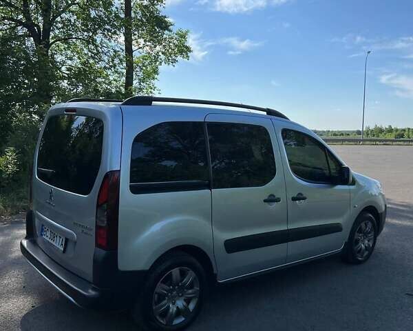 Серый Пежо Partner, объемом двигателя 1.6 л и пробегом 260 тыс. км за 8700 $, фото 1 на Automoto.ua