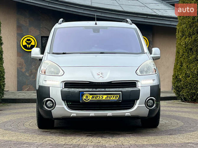 Серый Пежо Partner, объемом двигателя 1.56 л и пробегом 260 тыс. км за 9900 $, фото 1 на Automoto.ua