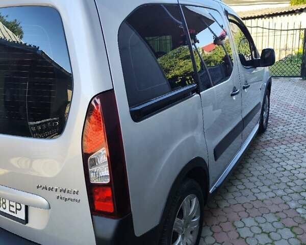 Сірий Пежо Partner, об'ємом двигуна 1.56 л та пробігом 61 тис. км за 10200 $, фото 15 на Automoto.ua