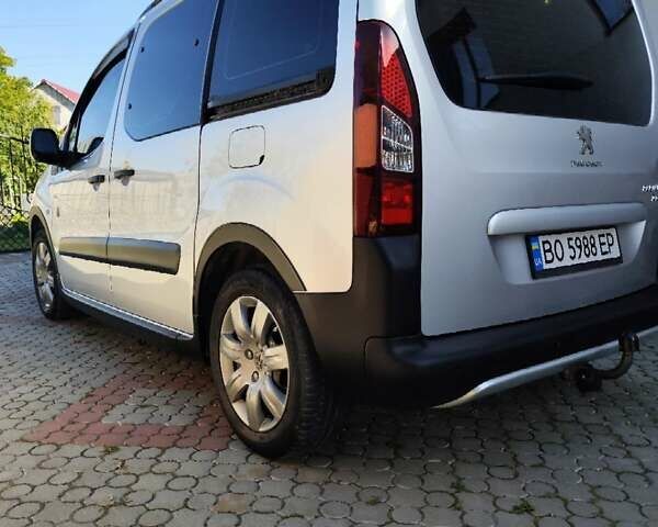 Сірий Пежо Partner, об'ємом двигуна 1.56 л та пробігом 61 тис. км за 10200 $, фото 12 на Automoto.ua