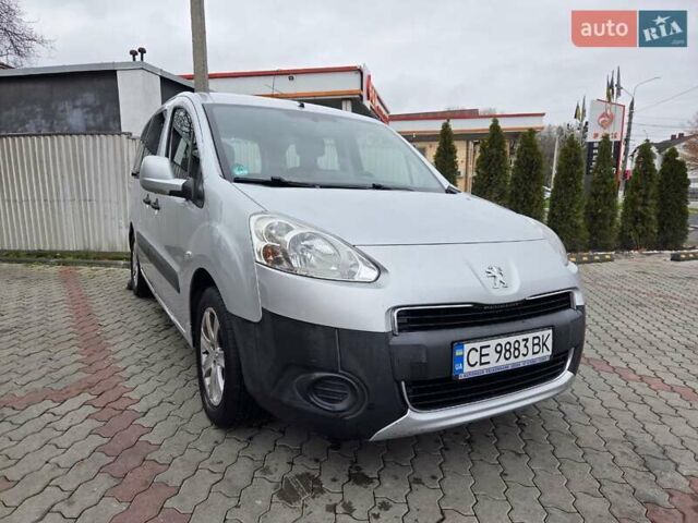 Серый Пежо Partner, объемом двигателя 1.56 л и пробегом 174 тыс. км за 8000 $, фото 12 на Automoto.ua