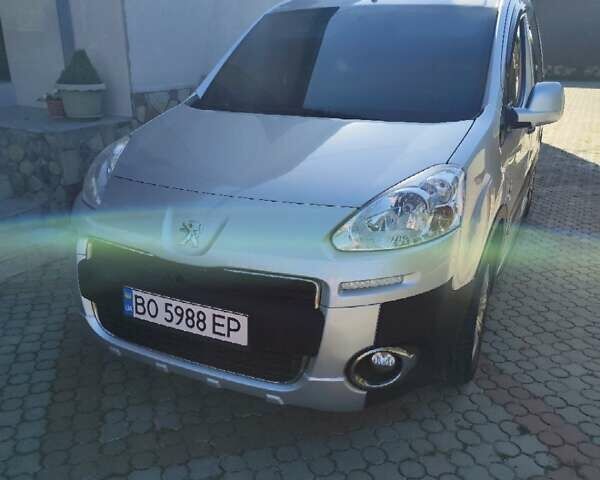 Сірий Пежо Partner, об'ємом двигуна 1.56 л та пробігом 61 тис. км за 10200 $, фото 13 на Automoto.ua