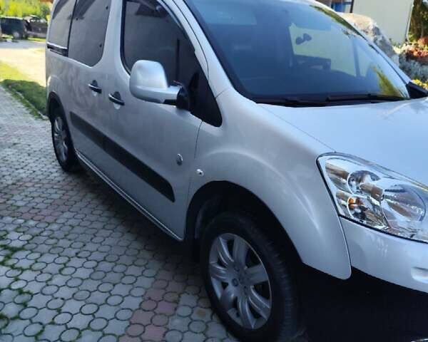 Сірий Пежо Partner, об'ємом двигуна 1.56 л та пробігом 61 тис. км за 10200 $, фото 14 на Automoto.ua