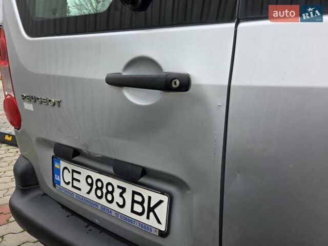 Серый Пежо Partner, объемом двигателя 1.56 л и пробегом 174 тыс. км за 8000 $, фото 5 на Automoto.ua