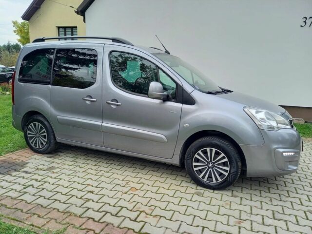 Серый Пежо Partner, объемом двигателя 1.2 л и пробегом 134 тыс. км за 6300 $, фото 13 на Automoto.ua