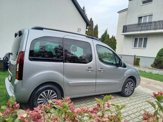 Серый Пежо Partner, объемом двигателя 1.2 л и пробегом 134 тыс. км за 6300 $, фото 6 на Automoto.ua