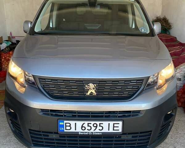 Серый Пежо Partner, объемом двигателя 1.5 л и пробегом 69 тыс. км за 16800 $, фото 45 на Automoto.ua