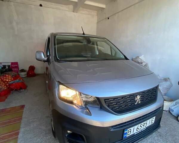 Серый Пежо Partner, объемом двигателя 1.5 л и пробегом 69 тыс. км за 16800 $, фото 42 на Automoto.ua