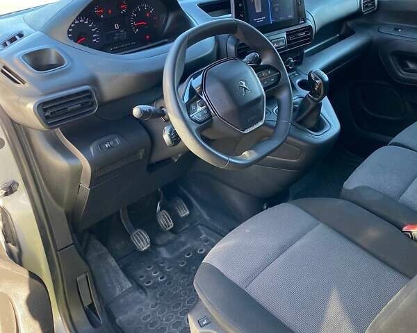 Серый Пежо Partner, объемом двигателя 1.5 л и пробегом 69 тыс. км за 16800 $, фото 29 на Automoto.ua