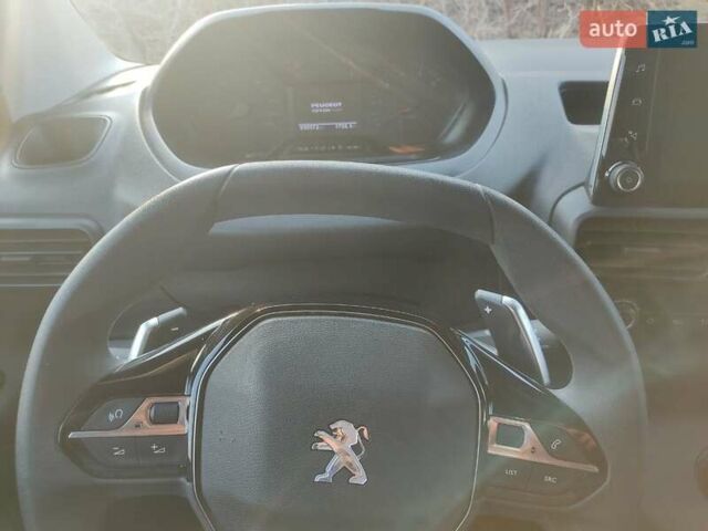 Сірий Пежо Partner, об'ємом двигуна 1.5 л та пробігом 30 тис. км за 19950 $, фото 18 на Automoto.ua