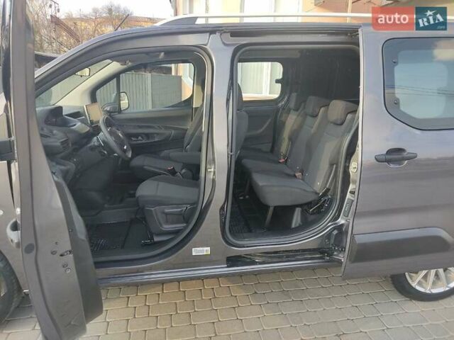 Сірий Пежо Partner, об'ємом двигуна 1.5 л та пробігом 30 тис. км за 19950 $, фото 4 на Automoto.ua