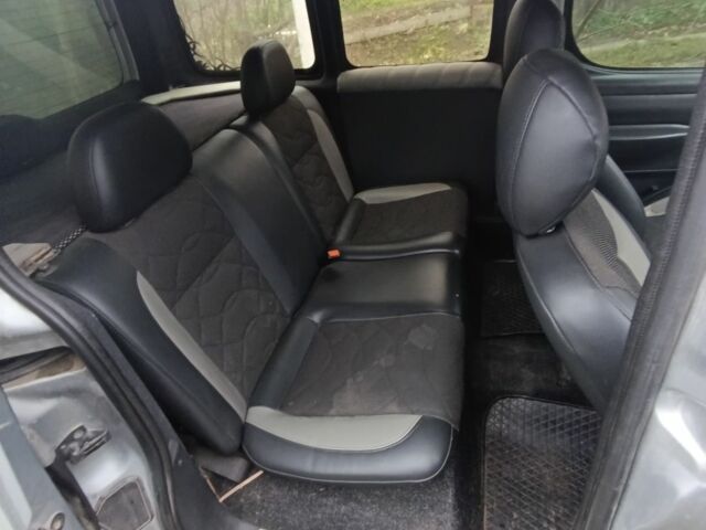 Сірий Пежо Partner, об'ємом двигуна 2 л та пробігом 320 тис. км за 3350 $, фото 15 на Automoto.ua