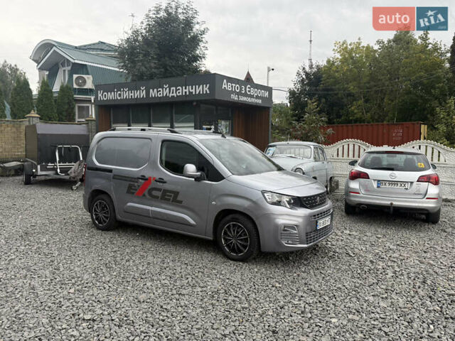 Серый Пежо Partner, объемом двигателя 1.5 л и пробегом 248 тыс. км за 13800 $, фото 1 на Automoto.ua