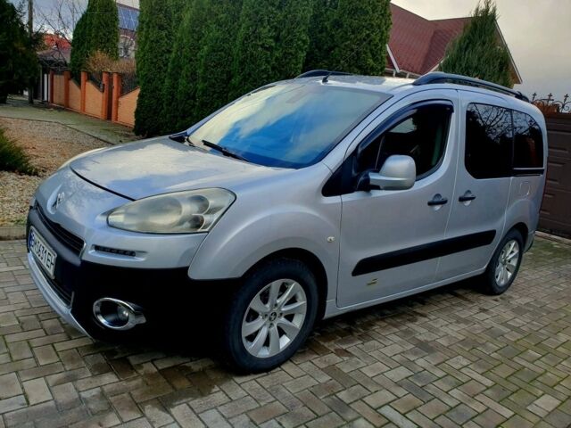 Серый Пежо Partner, объемом двигателя 1.6 л и пробегом 158 тыс. км за 8500 $, фото 17 на Automoto.ua