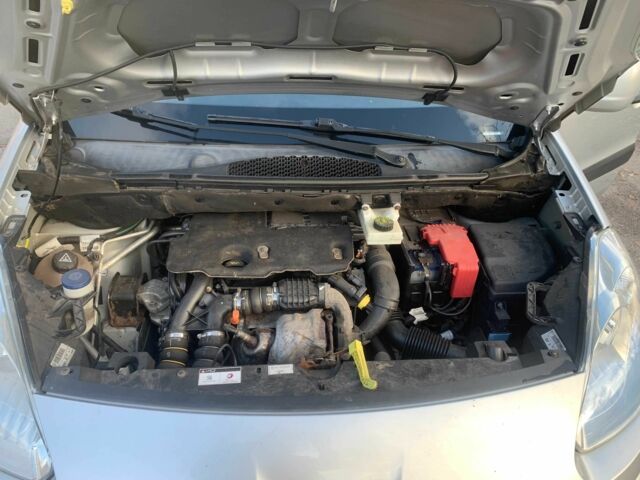 Сірий Пежо Partner, об'ємом двигуна 1.6 л та пробігом 237 тис. км за 9000 $, фото 8 на Automoto.ua