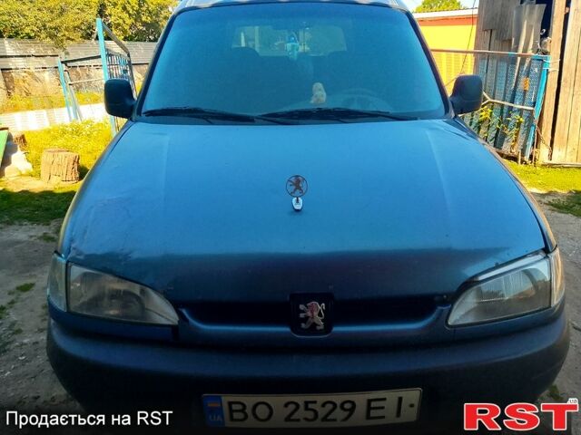 Синій Пежо Partner, об'ємом двигуна 1.9 л та пробігом 400 тис. км за 2000 $, фото 1 на Automoto.ua