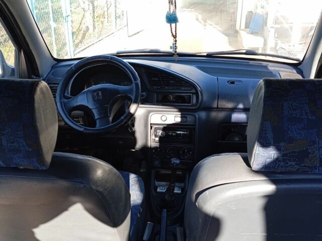 Синій Пежо Partner, об'ємом двигуна 0 л та пробігом 440 тис. км за 1500 $, фото 4 на Automoto.ua